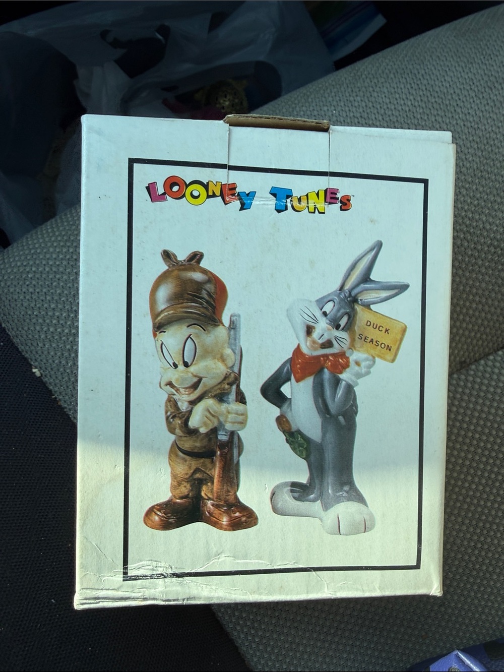 Warner Bros. Looney Tunes Elmer Fudd Brown & Bugs Bunny Gray Figurine Set vintag